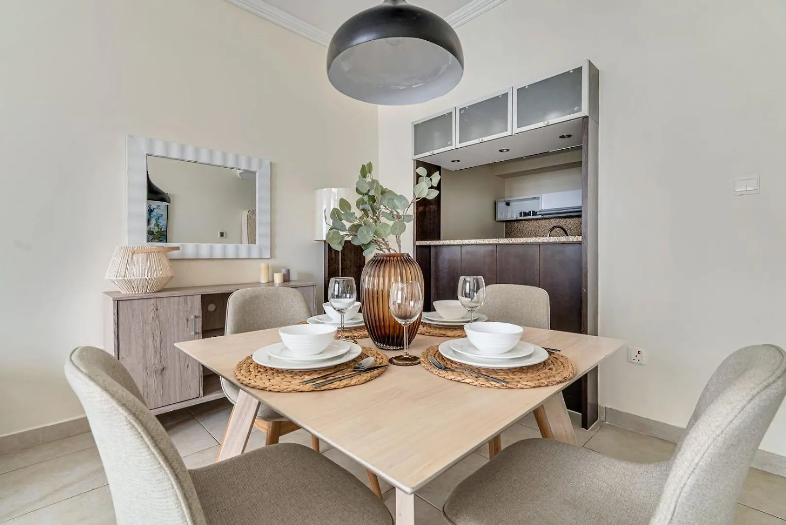 Guestready - Prestigious Dubai Marina Retreat 아파트